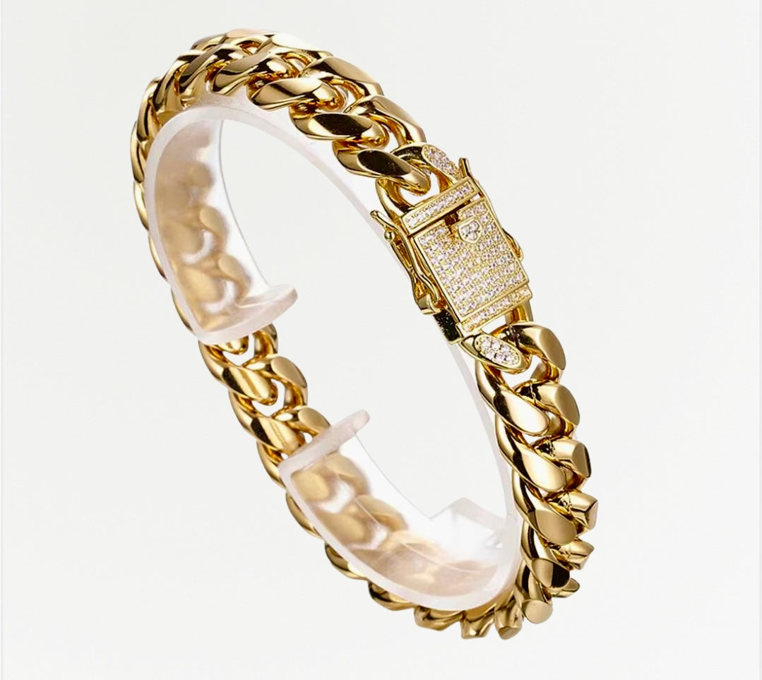 Men’s bold 12MM 18k Gold plated Cuban Link Bracelet with Iced-Out Clasp